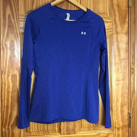 Under Armour Tops - Women's ColdGear® Crew. Excellent condition. Size medium.